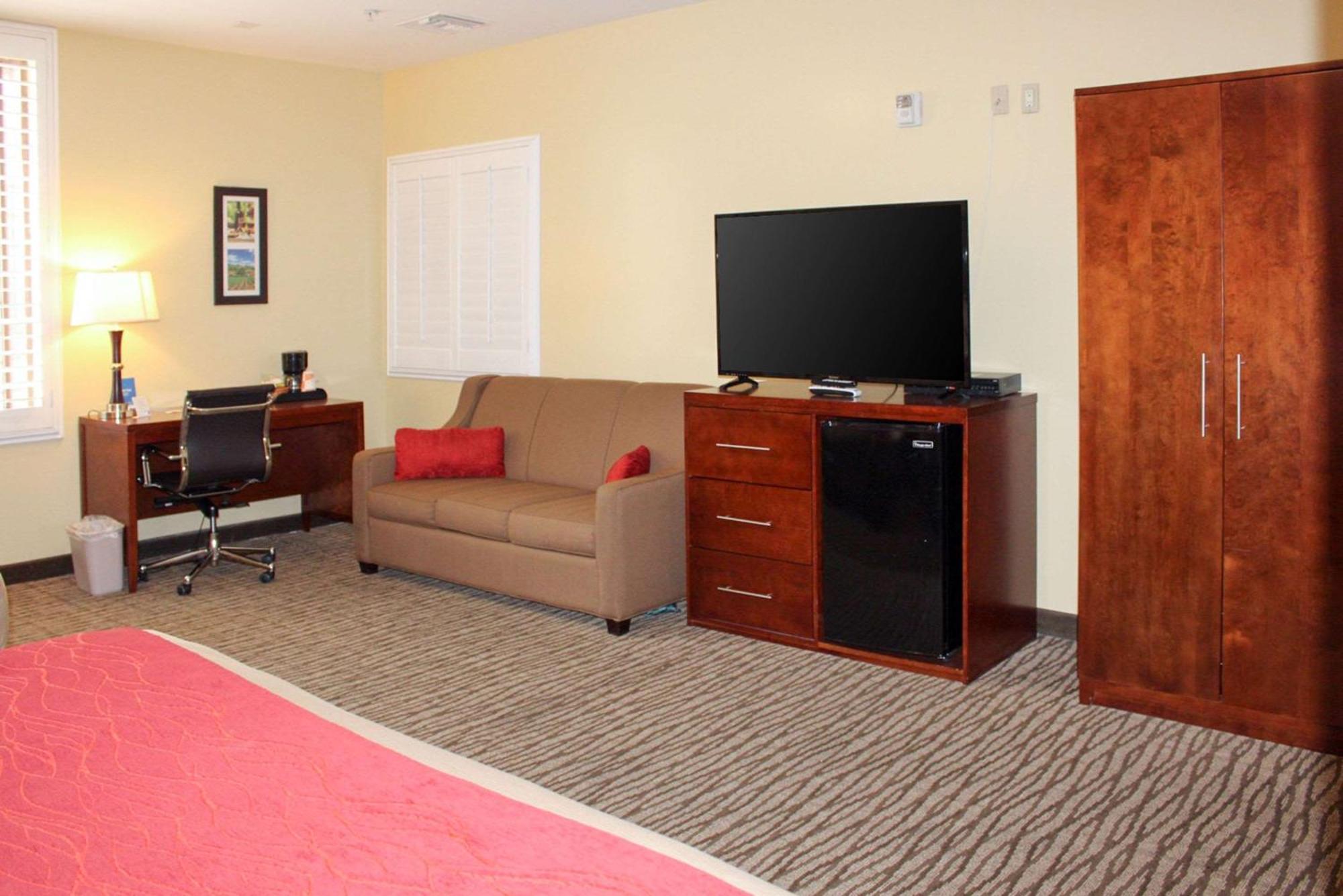 Comfort Inn Pomona Near Fairplex Kültér fotó